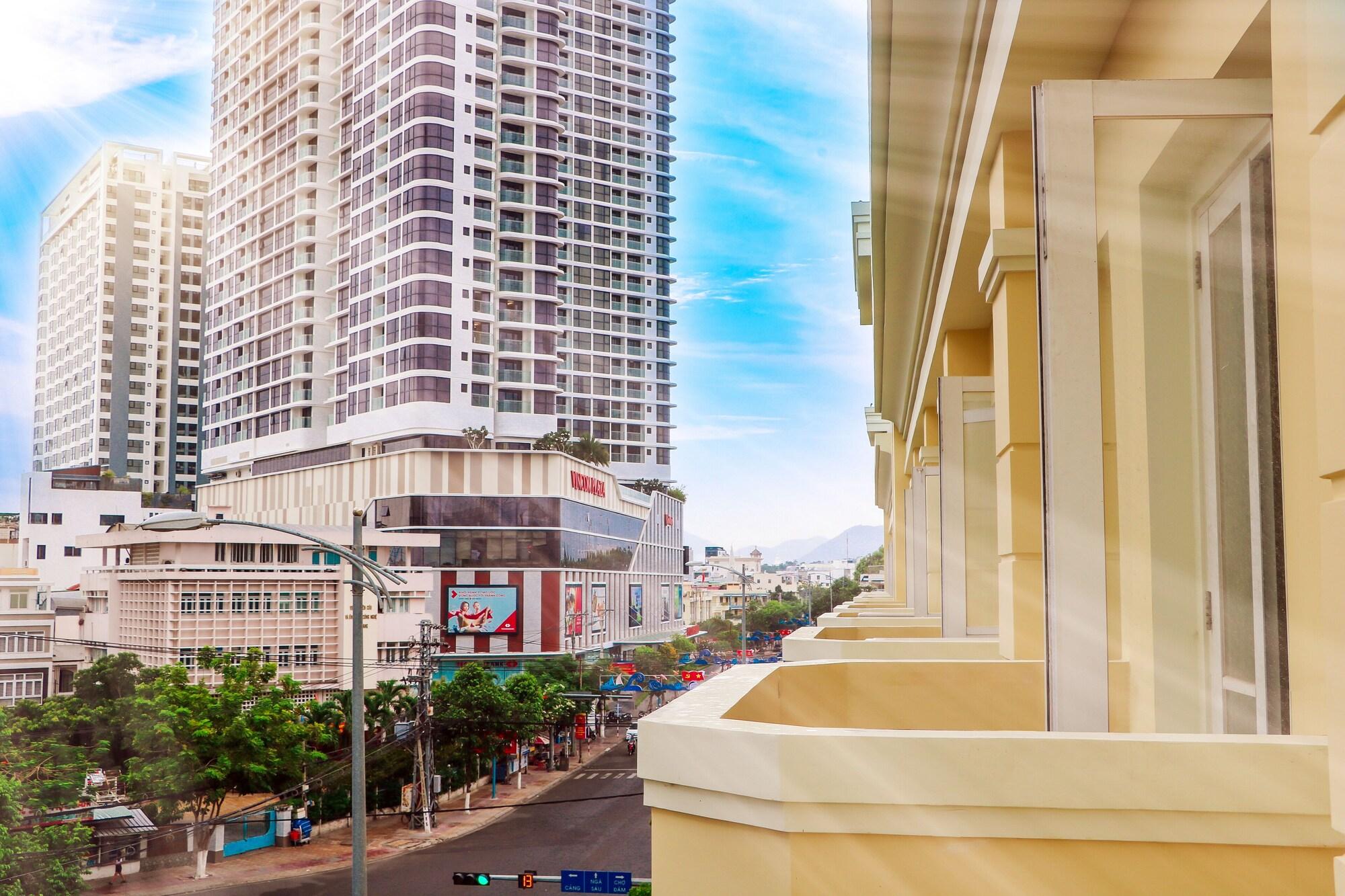 Vien Dong Hotel Nha Trang Bagian luar foto