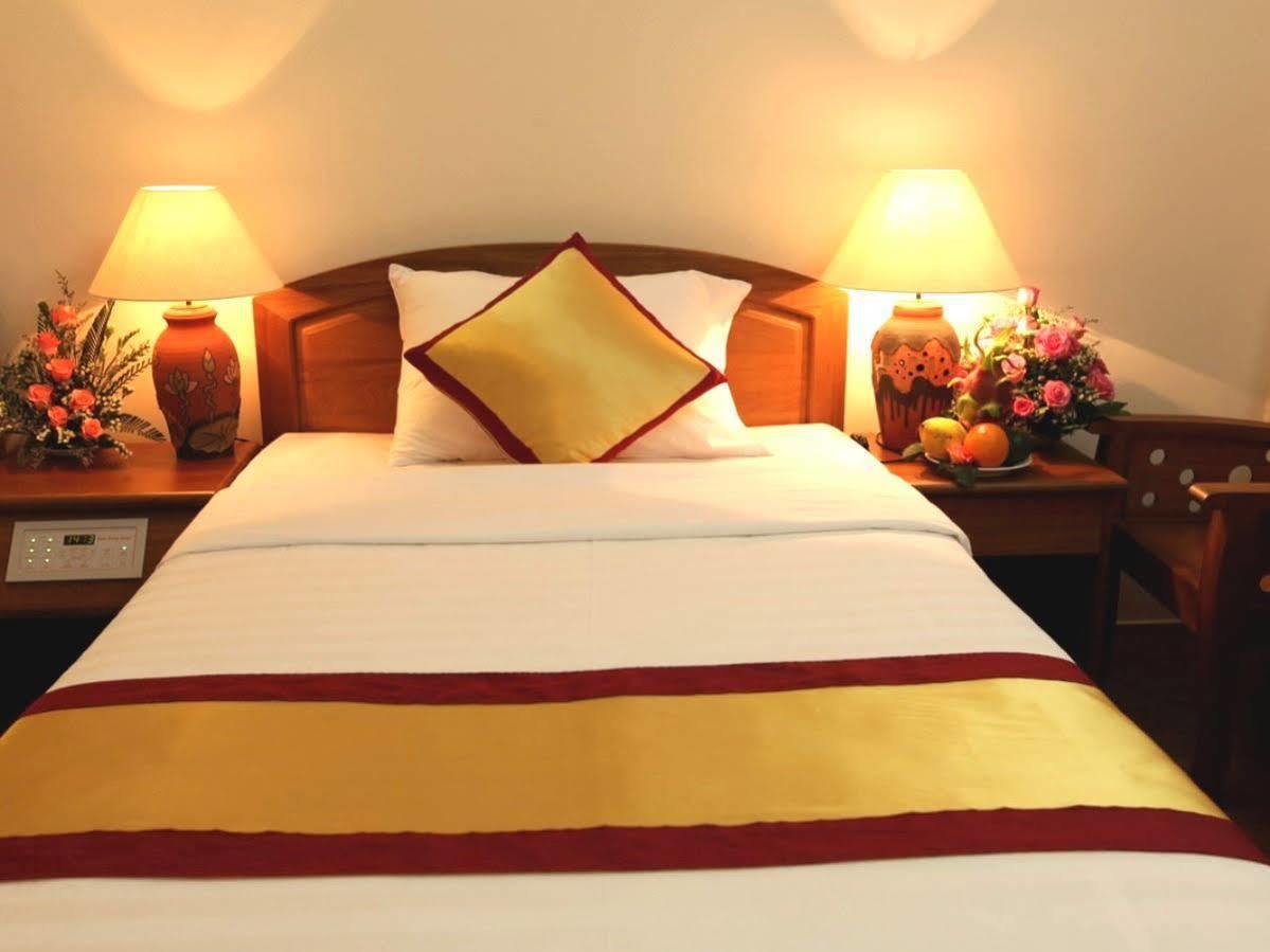 Vien Dong Hotel Nha Trang Bagian luar foto