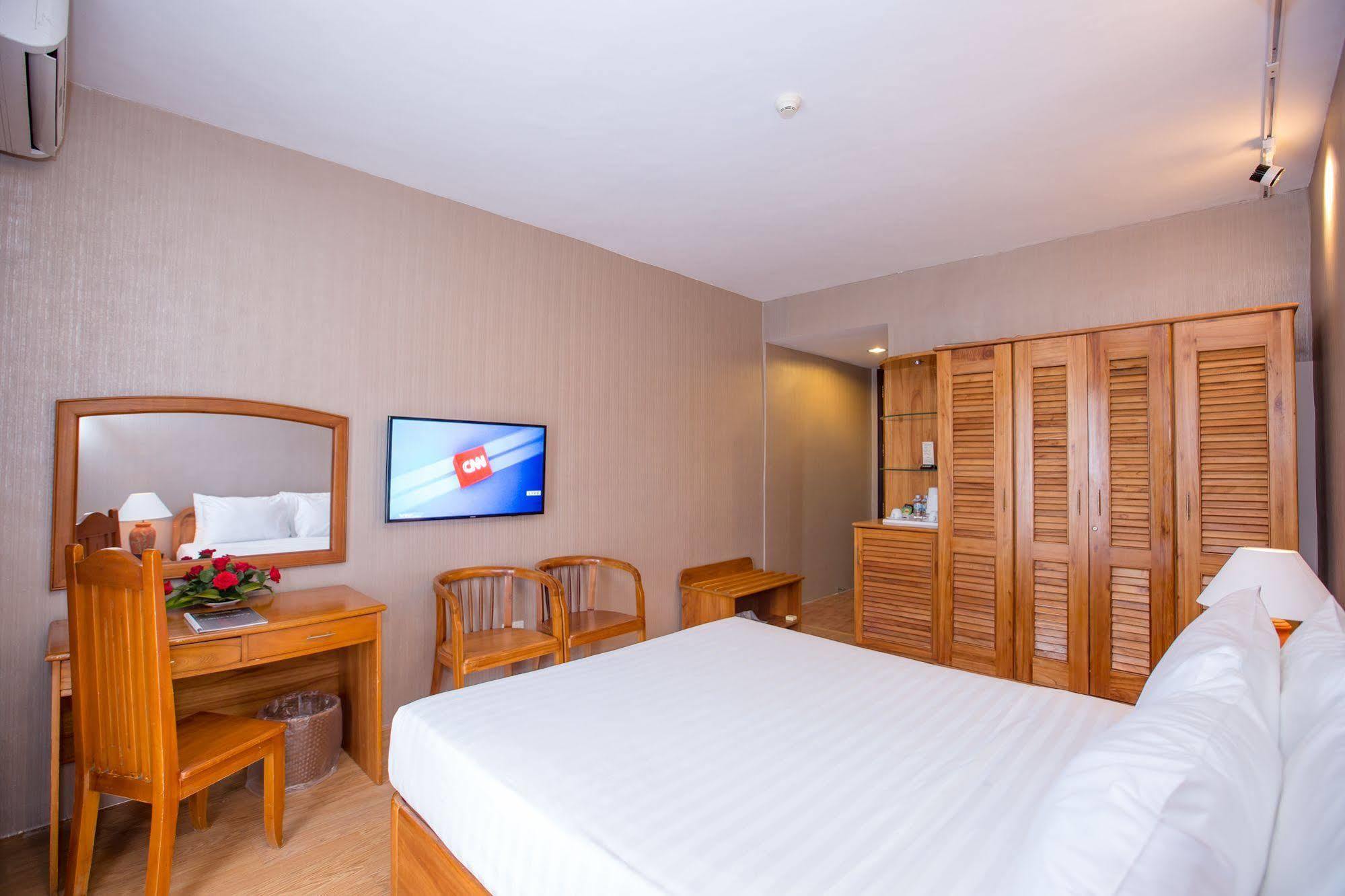 Vien Dong Hotel Nha Trang Bagian luar foto